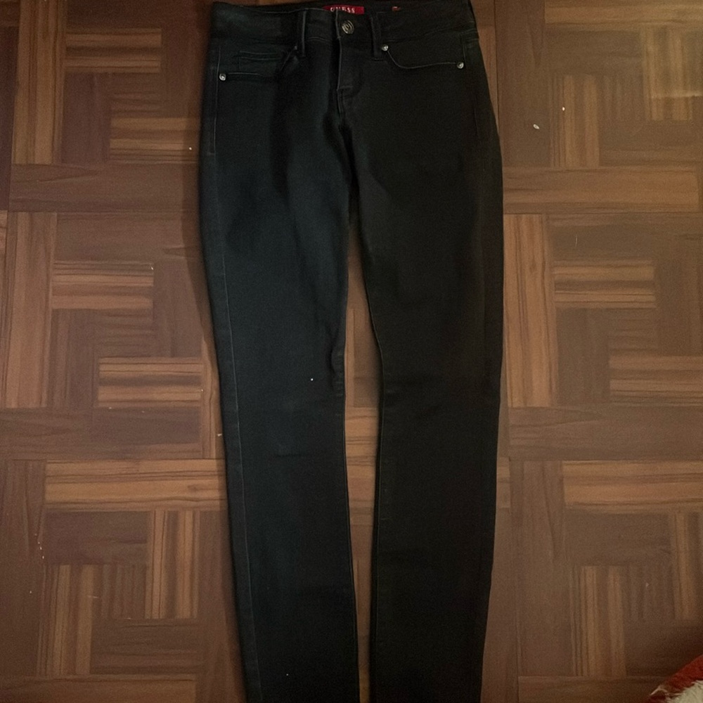 Guess medium rise